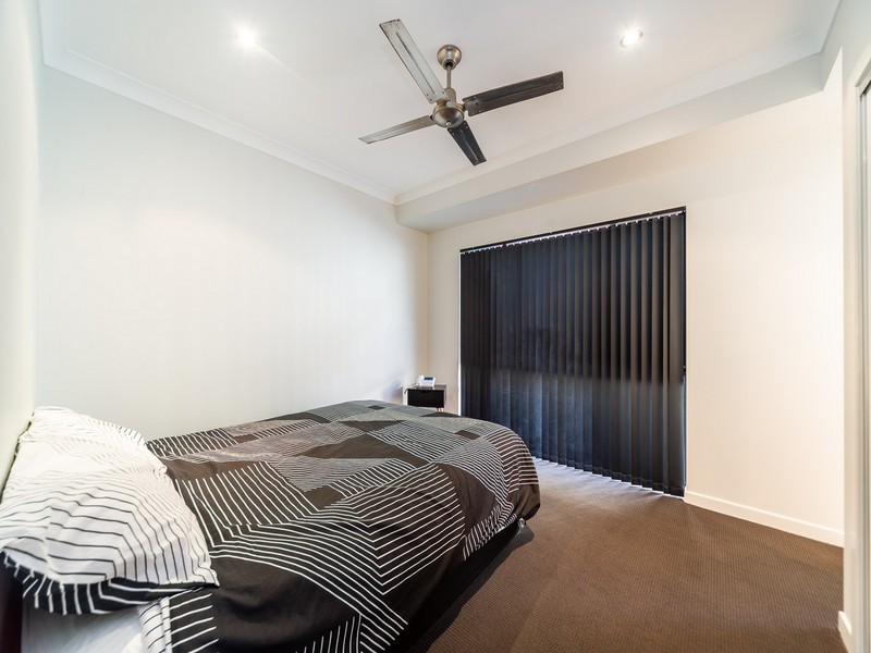 1/40 Bayview Street, Runaway Bay QLD 4216