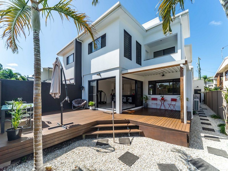 1/40 Bayview Street, Runaway Bay QLD 4216