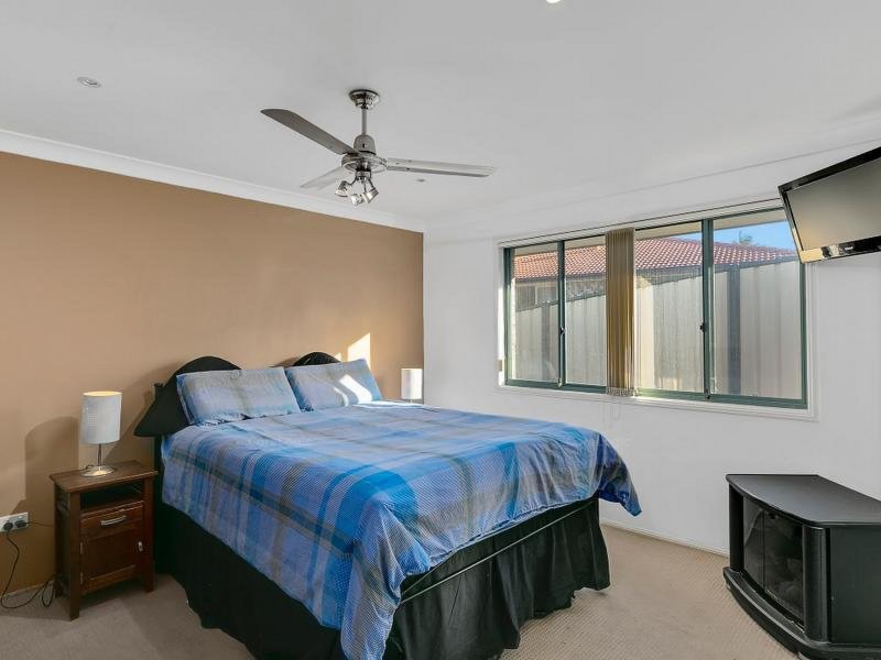 5 Clark Gable Close, Parkwood QLD 4214