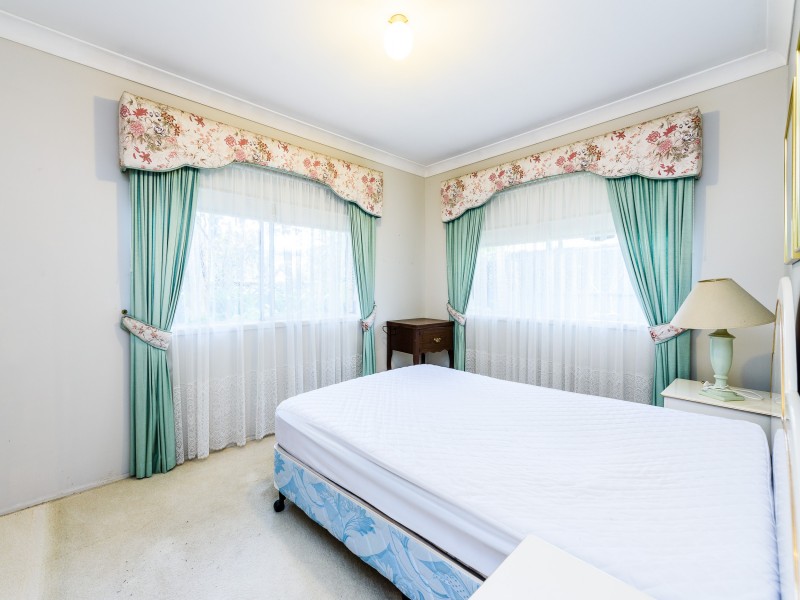 201 Bayview Street, Runaway Bay QLD 4216