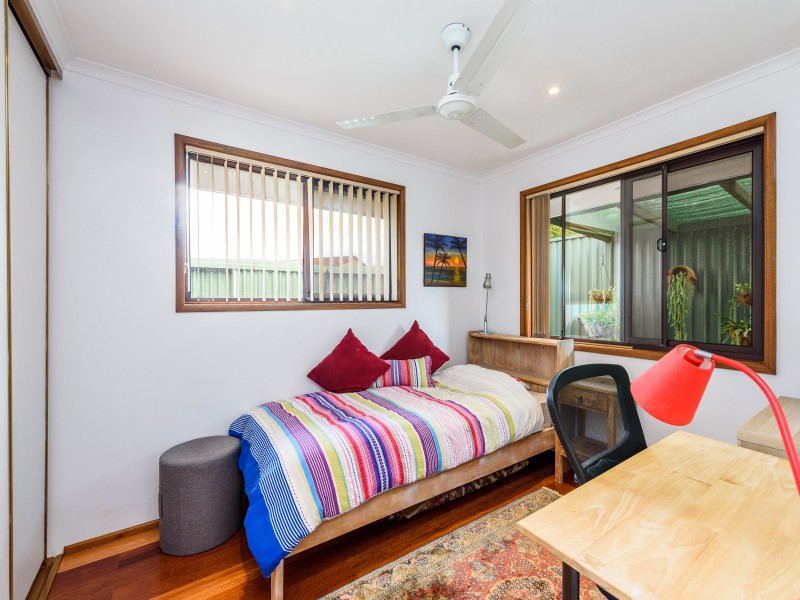 2/5 Robin Joy Close, Labrador QLD 4215