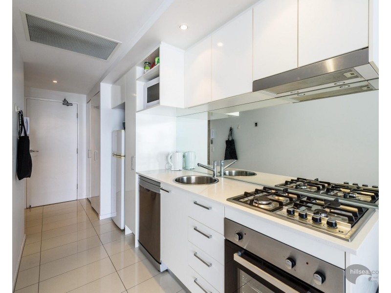 406/2 East Quay Drive, Biggera Waters QLD 4216