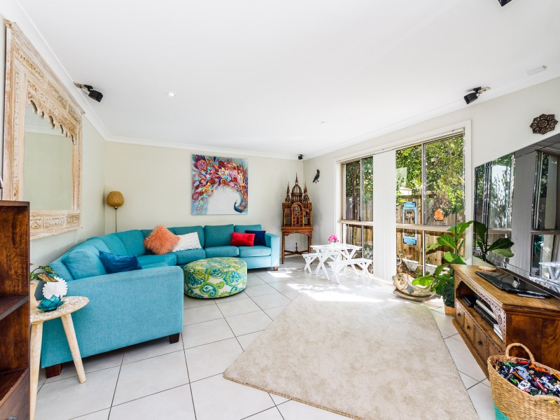 2/27 Harley Street, Labrador QLD 4215