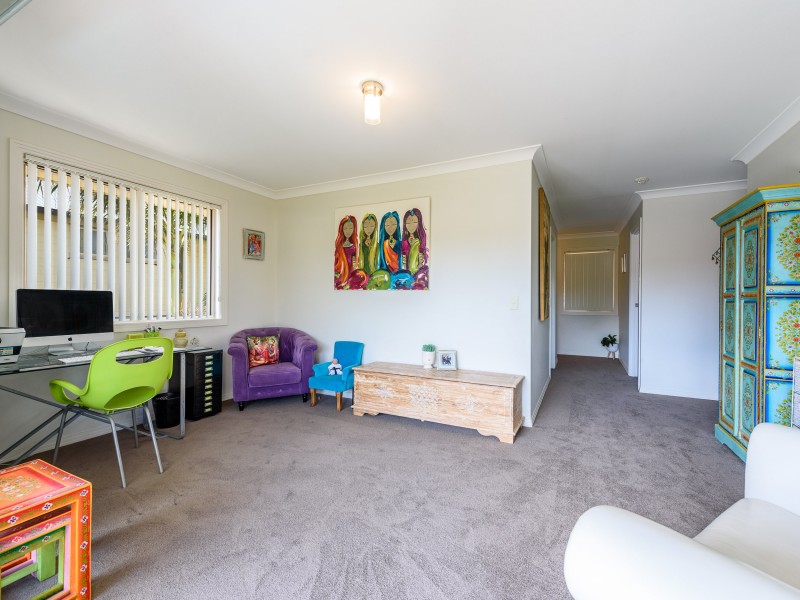 2/27 Harley Street, Labrador QLD 4215