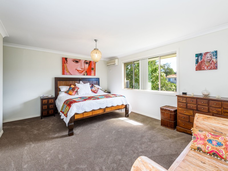 2/27 Harley Street, Labrador QLD 4215