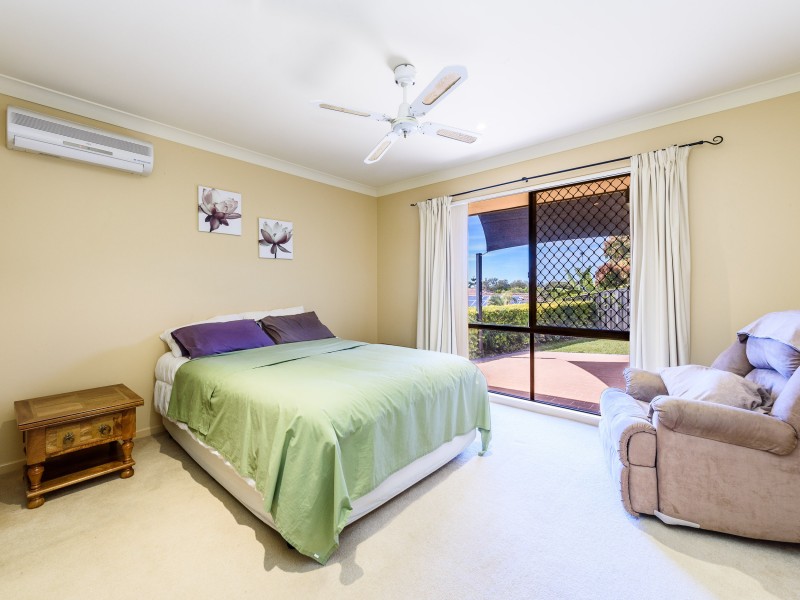 12 Hatutu Street, Pacific Pines QLD 4211