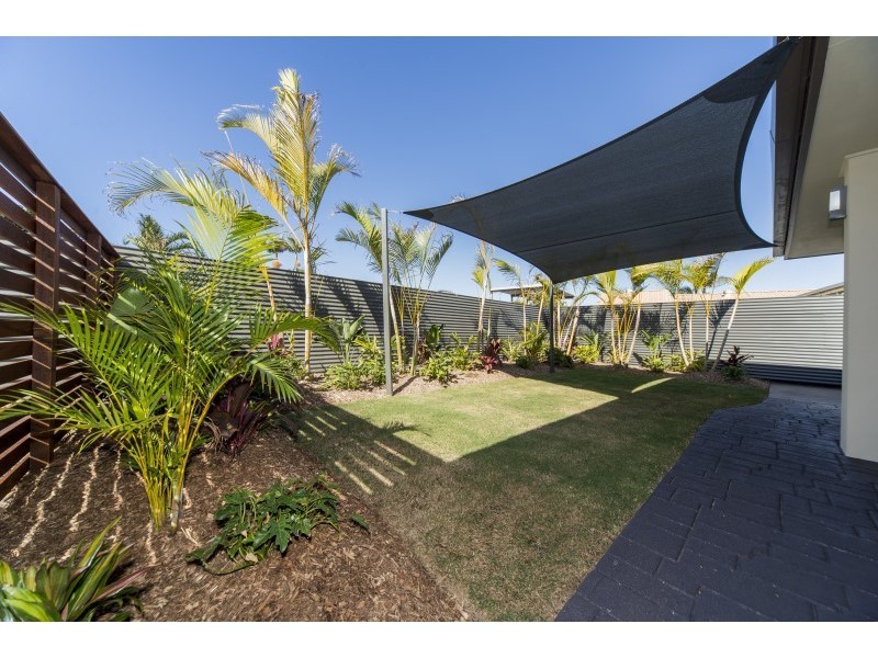 2/38 Howard Street, Runaway Bay QLD 4216