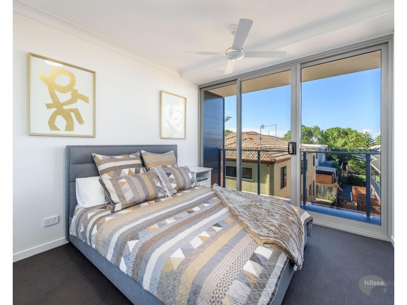 14-16 Bright Avenue, Labrador QLD 4215