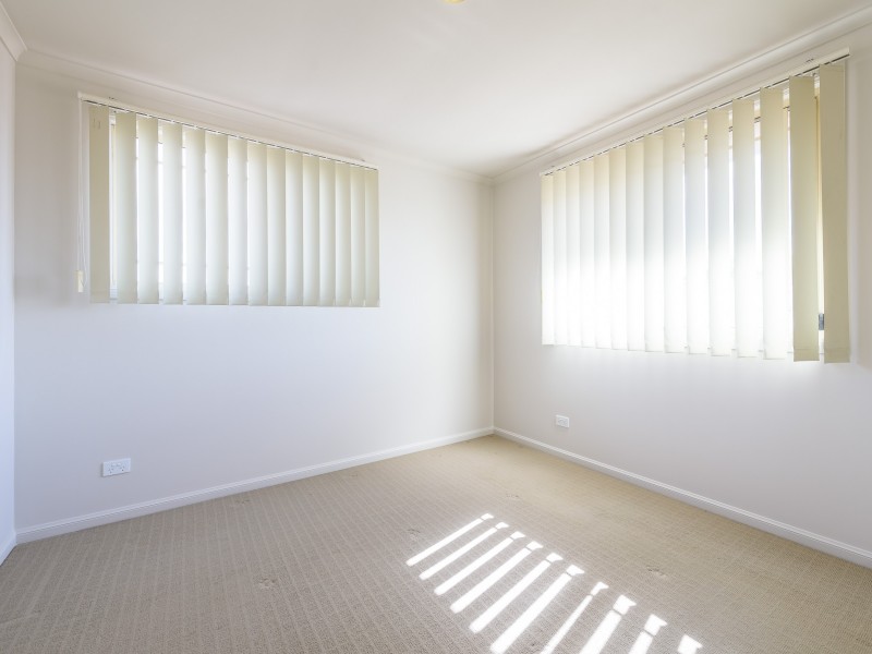 1/68 Bayview Street, Runaway Bay QLD 4216