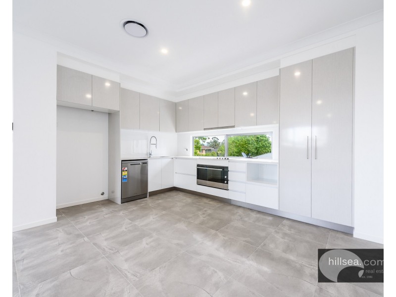 1 /29 Broadwater Street, Runaway Bay QLD 4216