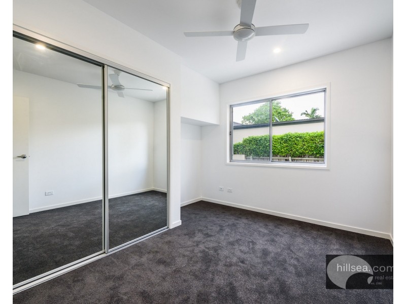 1 /29 Broadwater Street, Runaway Bay QLD 4216