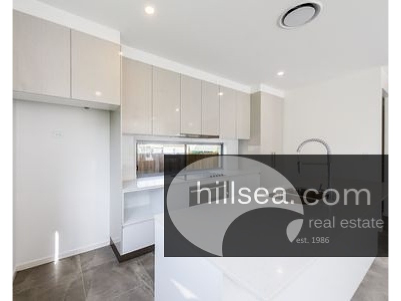 2/29 Broadwater Street, Runaway Bay QLD 4216