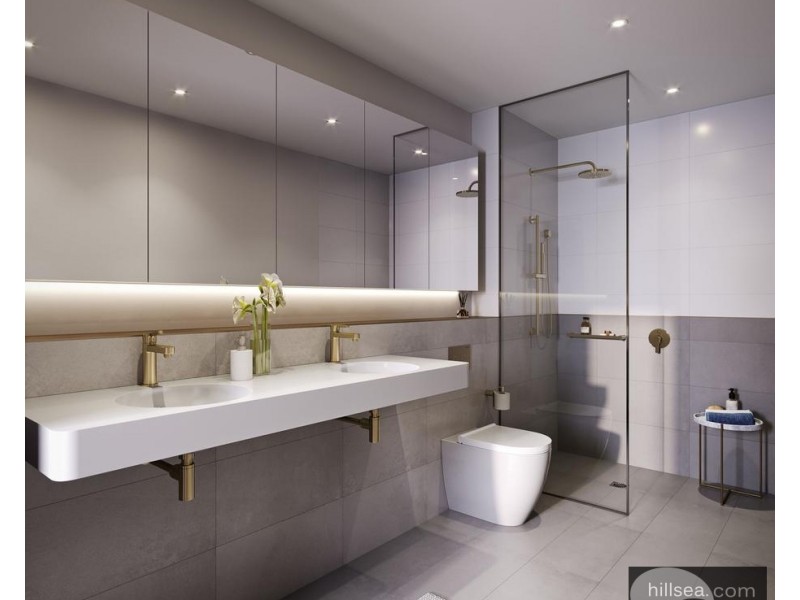 1 Grant Avenue, Hope Island QLD 4212