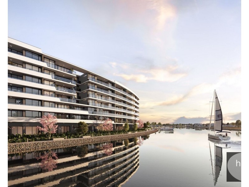 1 Grant Avenue, Hope Island QLD 4212