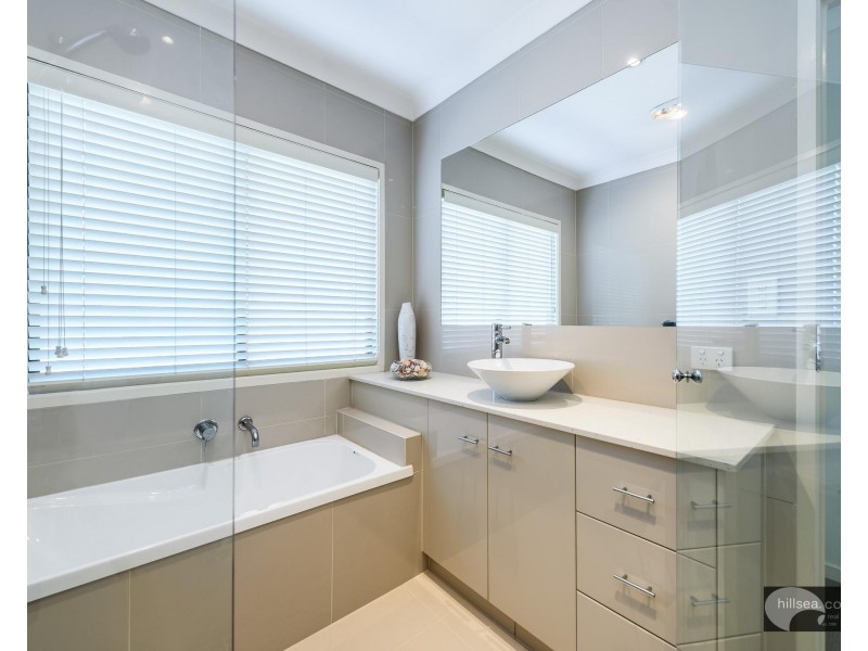 1 Xenia Court, Coombabah QLD 4216