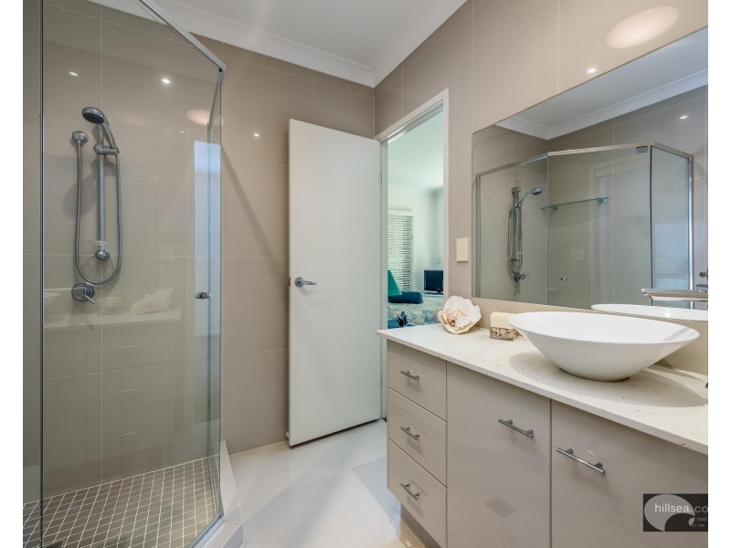 1 Xenia Court, Coombabah QLD 4216