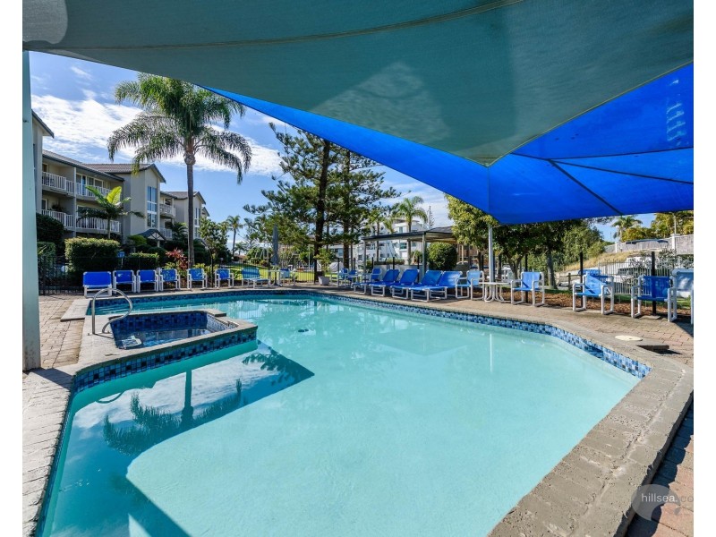 21/37 Bayview Street, Runaway Bay QLD 4216