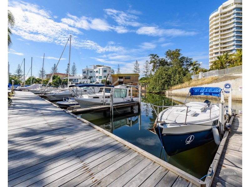 21/37 Bayview Street, Runaway Bay QLD 4216
