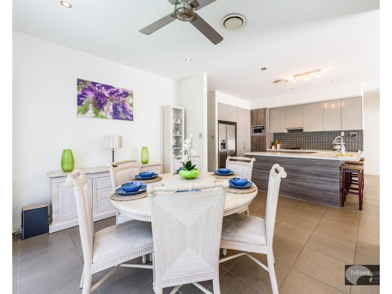 1 Osmium Lane, Hope Island QLD 4212