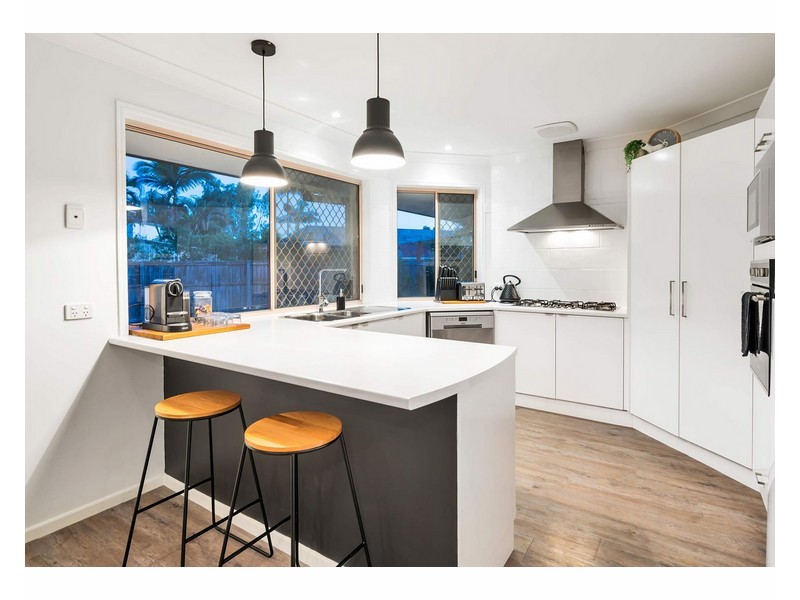 4 Lakewood Court, Helensvale QLD 4212