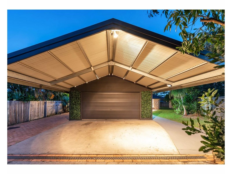 4 Lakewood Court, Helensvale QLD 4212