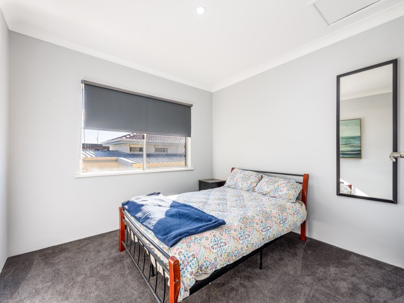 3/8 Nankeen Avenue, Paradise Point QLD 4216