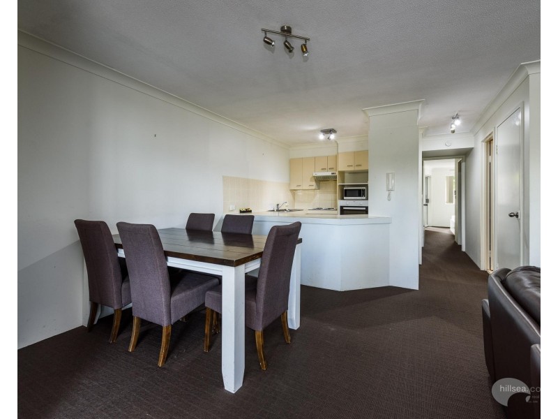 15/37 Bayview Street, Runaway Bay QLD 4216