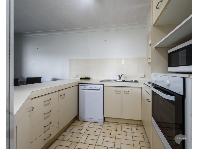 15/37 Bayview Street, Runaway Bay QLD 4216