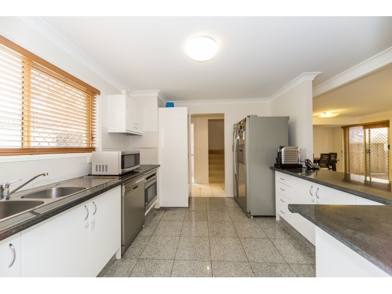 24/601 Pine Ridge Road, Biggera Waters QLD 4216