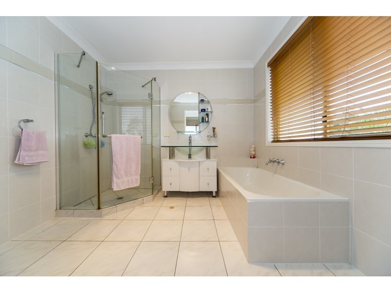 24/601 Pine Ridge Road, Biggera Waters QLD 4216