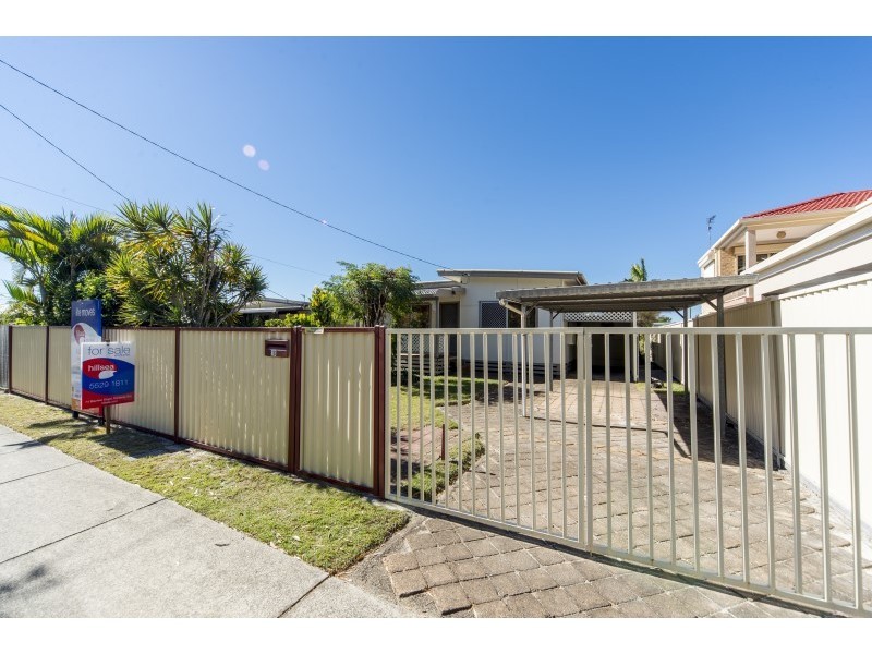 10 Barnard Street, Biggera Waters QLD 4216