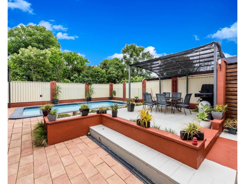 10 Willow Street, Biggera Waters QLD 4216