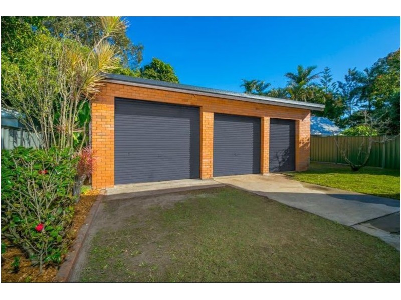 26 Morala Avenue, Runaway Bay QLD 4216
