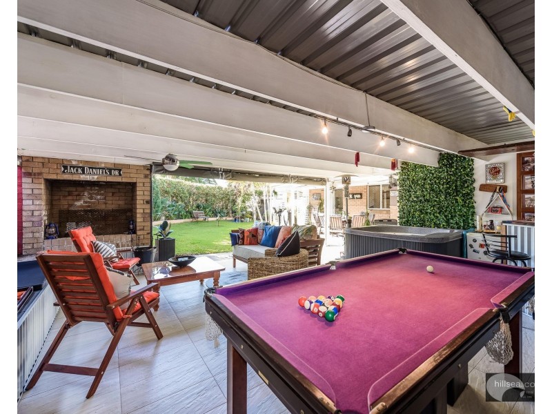 2 Jamieson Drive, Parkwood QLD 4214