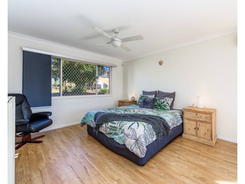 19 Tiger Drive, Arundel QLD 4214