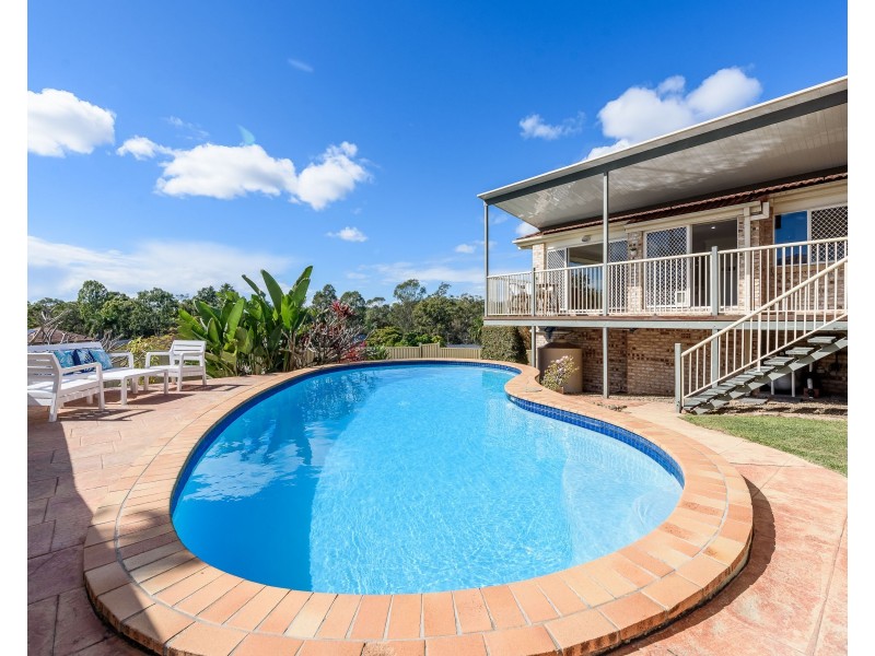 19 Tiger Drive, Arundel QLD 4214