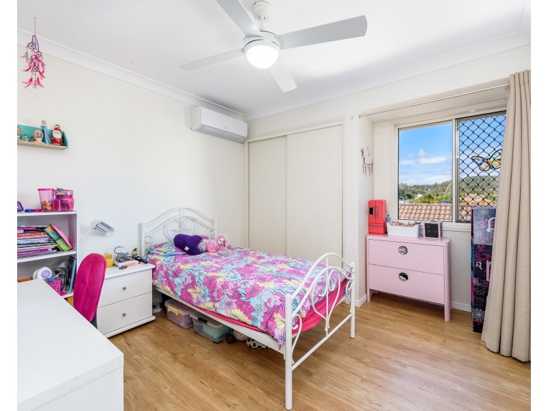 19 Tiger Drive, Arundel QLD 4214