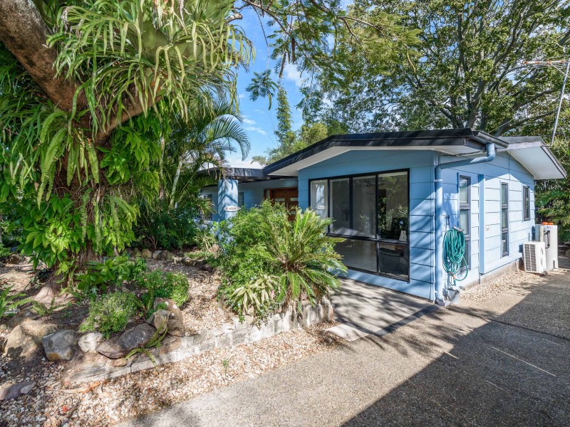 316 Oxley Drive, Coombabah QLD 4216