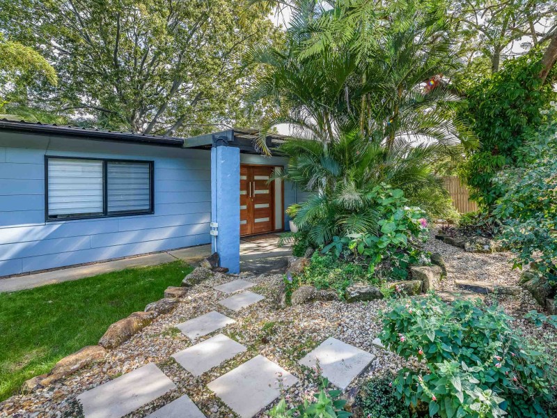 316 Oxley Drive, Coombabah QLD 4216