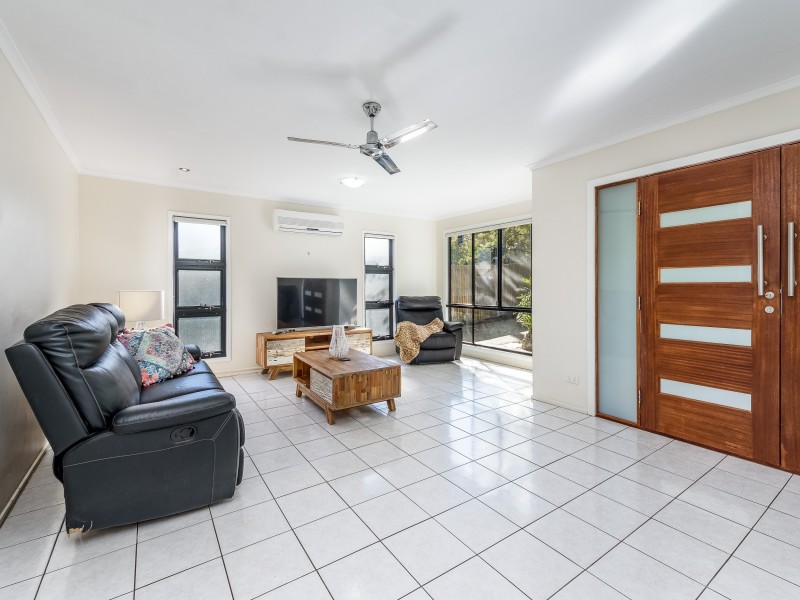 316 Oxley Drive, Coombabah QLD 4216