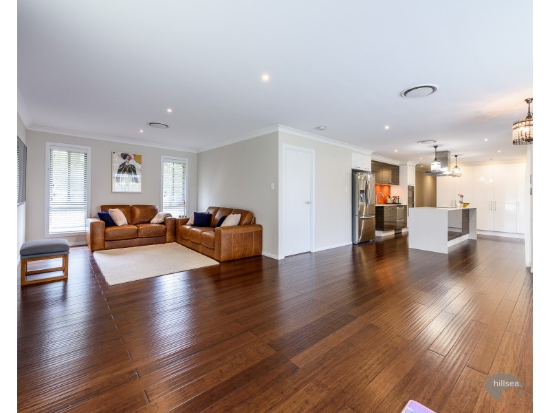 6A Deagon Drive, Runaway Bay QLD 4216