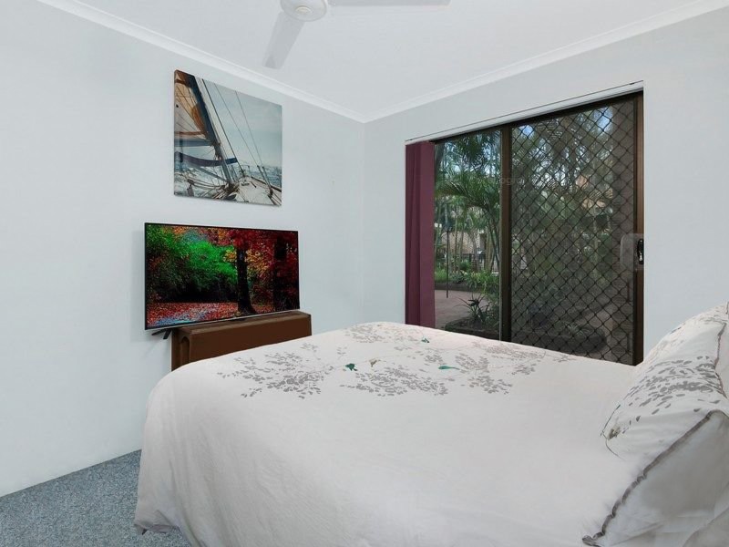 8/490 Marine Parade, Biggera Waters QLD 4216