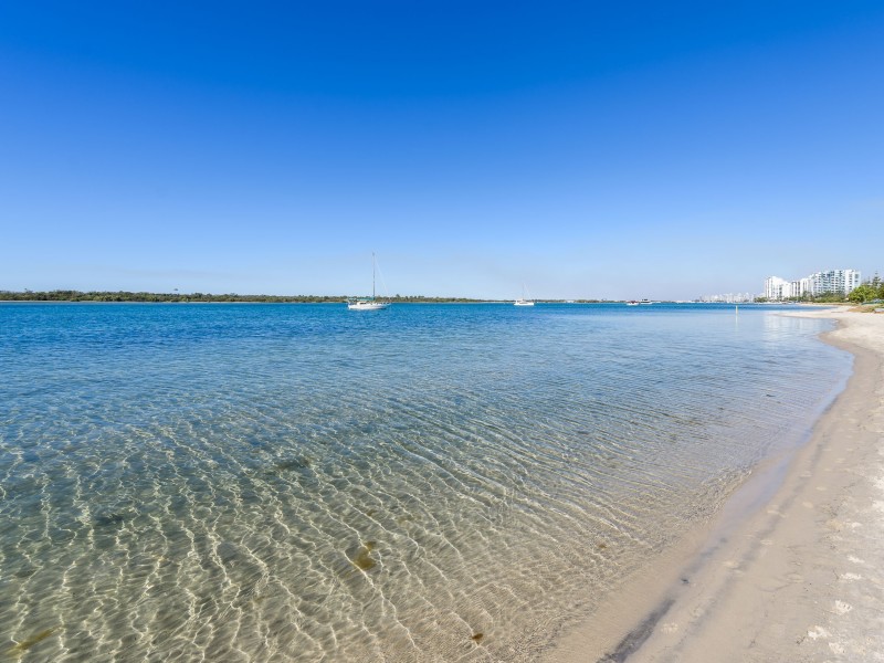 8/490 Marine Parade, Biggera Waters QLD 4216