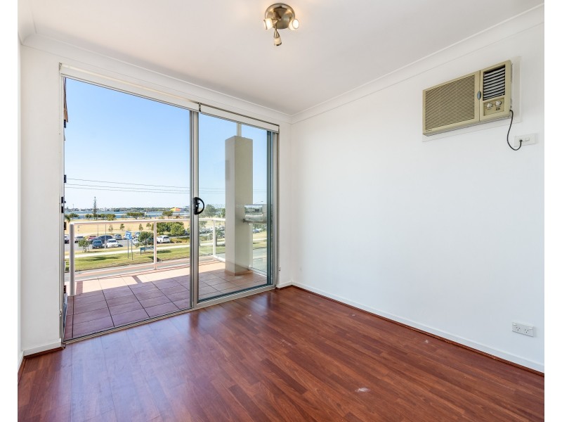 13/130 Marine Parade, Southport QLD 4215
