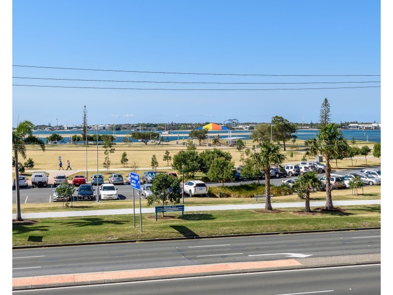 13/130 Marine Parade, Southport QLD 4215