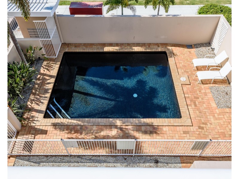 13/130 Marine Parade, Southport QLD 4215