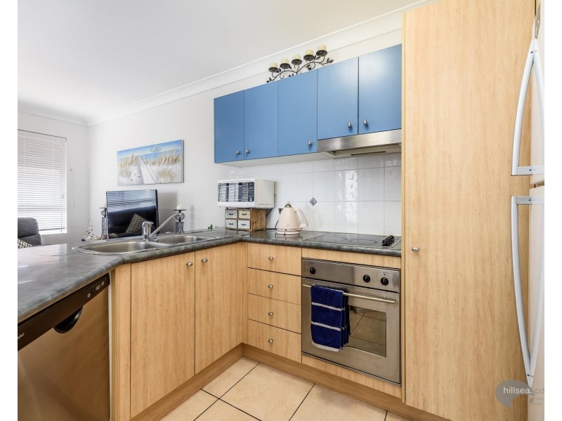 24/89 Bayview Street, Runaway Bay QLD 4216