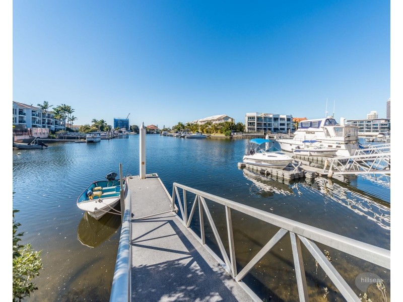 24/89 Bayview Street, Runaway Bay QLD 4216