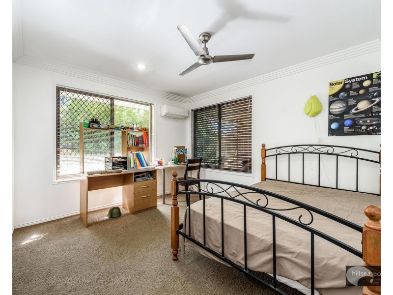 54 Hollywell Road, Biggera Waters QLD 4216