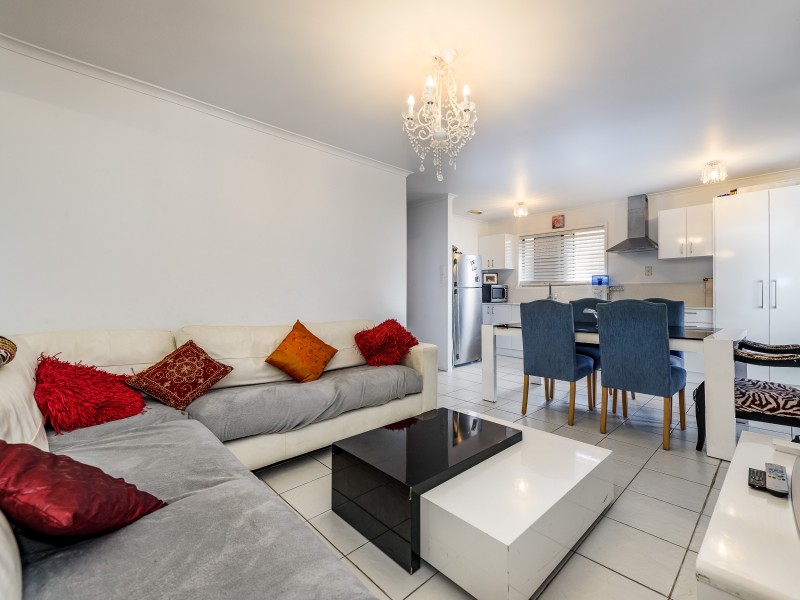 11/28 Hunter Avenue, Labrador QLD 4215